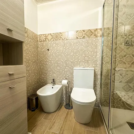 Апартаменты Amuri E Suli - House Centro